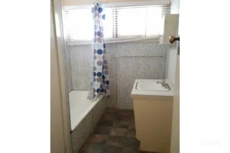 Property photo of 32 The Boulevard Theodore QLD 4719
