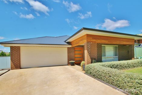 16 Orchard St, Young, NSW 2594