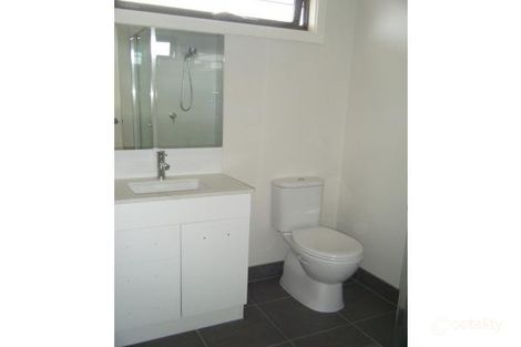 Property photo of 56 Henry Street Greensborough VIC 3088