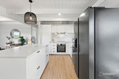 Property photo of 10 Eileen Grove Woori Yallock VIC 3139