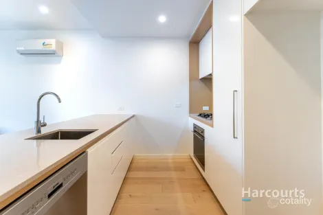Property photo of 202/118 Cairnlea Drive Cairnlea VIC 3023