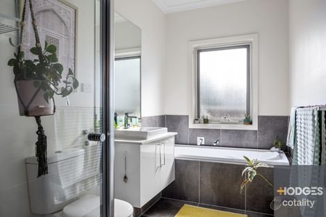 Property photo of 2/6 Banks Street McCrae VIC 3938