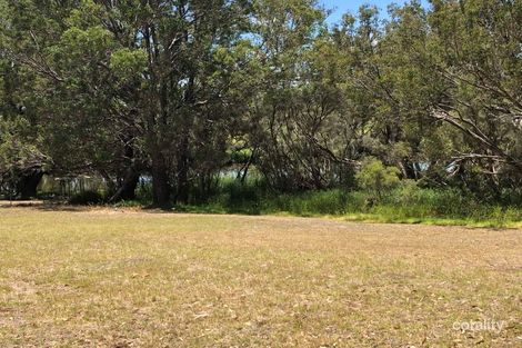 33 Treloar Rd, Stirling Estate, WA 6271