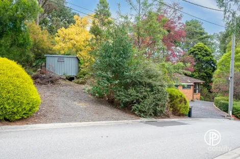 Property photo of 19 Warrawee Road Mount Evelyn VIC 3796