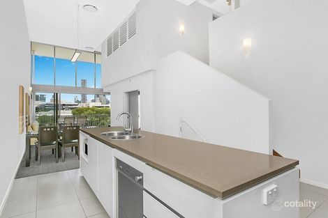 Property photo of 17/15 Walsh Street Milton QLD 4064