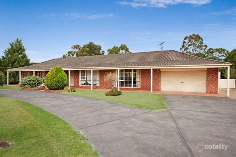 12 Hanover Ct, Kilmore, VIC 3764
