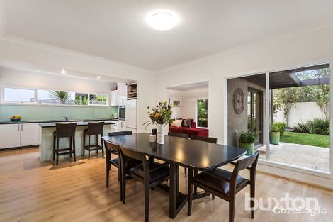 Property photo of 17 Parkview Crescent Hampton East VIC 3188