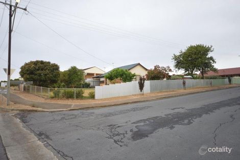 32 Salter Cres, Christies Beach, SA 5165