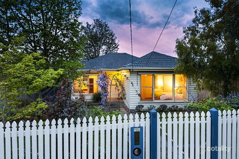 Property photo of 51 Yerrawa Drive Watsonia VIC 3087