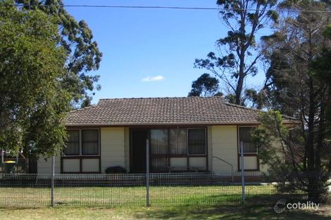 35 Sandakan Cres, Lethbridge Park, NSW 2770