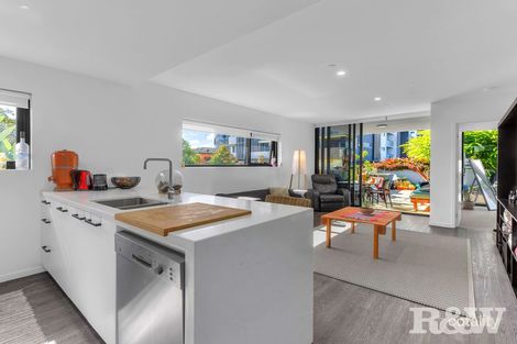 Property photo of 105/28 Wolseley Street Woolloongabba QLD 4102