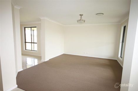 Property photo of 10 Eagle Avenue Calala NSW 2340