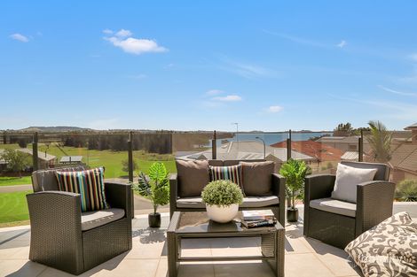 Property photo of 6 Gerrong Close Kanahooka NSW 2530