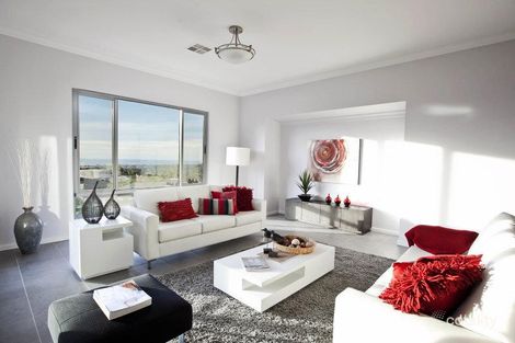 Property photo of 10 Harrier Court Darlington SA 5047