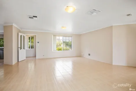 Property photo of 32 Hemingway Drive Camillo WA 6111