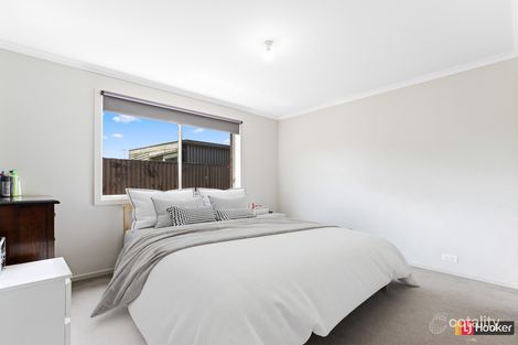 Property photo of 2A Thatcher Court Whittington VIC 3219