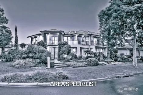 Property photo of 31 Waterside Drive Waterways VIC 3195