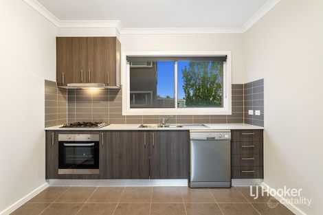 Property photo of 33 Chanticleer Drive Mernda VIC 3754