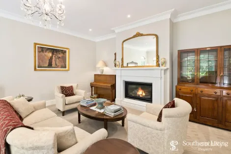 Property photo of 2 Alder Place Bowral NSW 2576