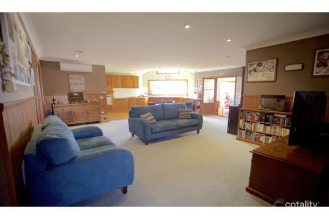 Property photo of 23 Country Way Abercrombie NSW 2795