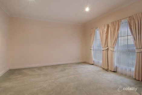 Property photo of 16 Ridgemont Drive Berwick VIC 3806
