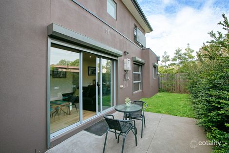 Property photo of 2/11 Timor Parade Heidelberg West VIC 3081