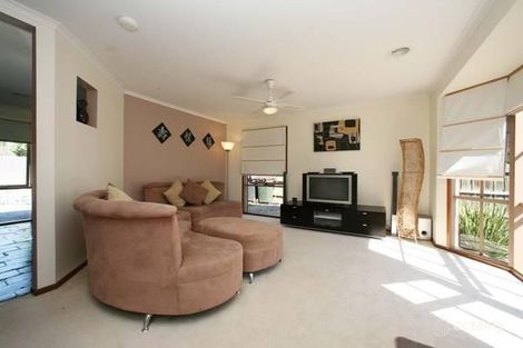 34 Fernlea Ave, Rowville, VIC 3178