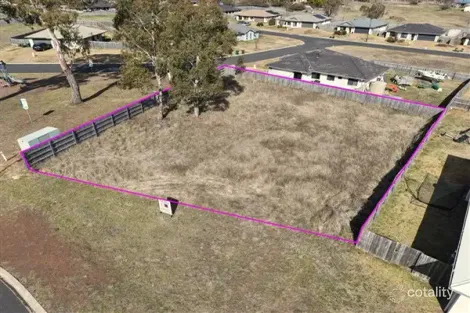 12 Claret Ash Dr, Guyra, NSW 2365