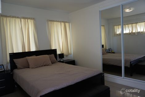 Property photo of 1/312 Marine Parade Labrador QLD 4215