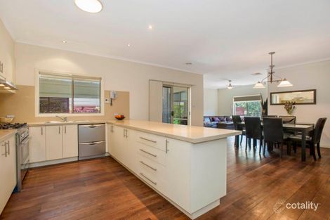 Property photo of 2 Cramond Place Greenvale VIC 3059