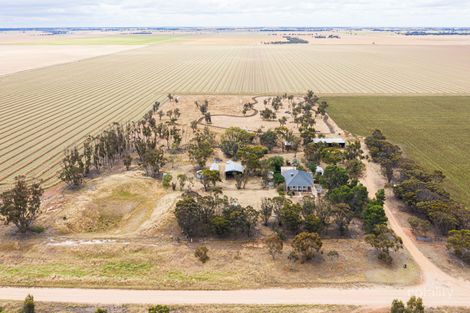 Property photo of 16 Daveys Road Kewell VIC 3390