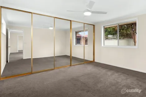 Property photo of 31 Blackbutt Way Barrack Heights NSW 2528
