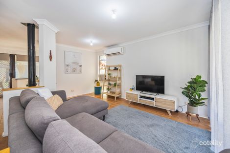 Property photo of 1 Koolinda Court Stratton WA 6056