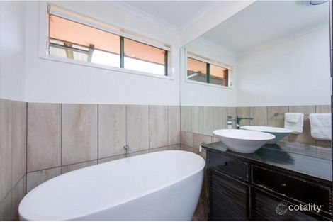 Property photo of 12 Pinnibar Court Thurgoona NSW 2640