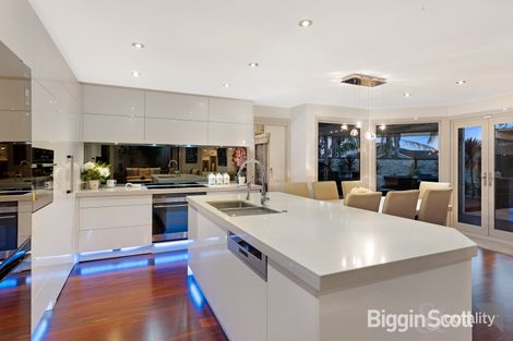 Property photo of 20 Wilpena Place Vermont South VIC 3133