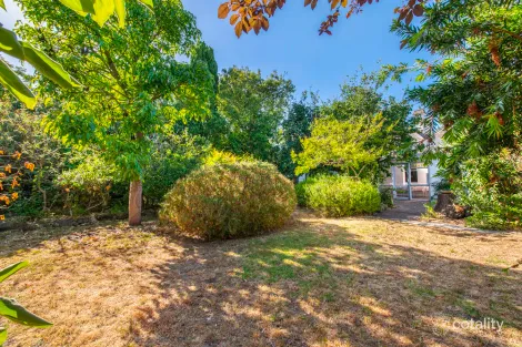 Property photo of 5 Wolseley Crescent Blackburn VIC 3130