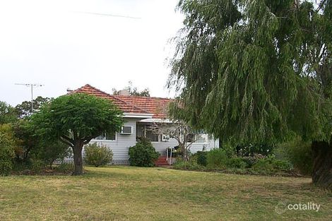 16 Westfield Rd, Kelmscott, WA 6111