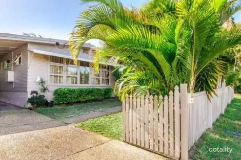 151 Johnston St, Southport, QLD 4215