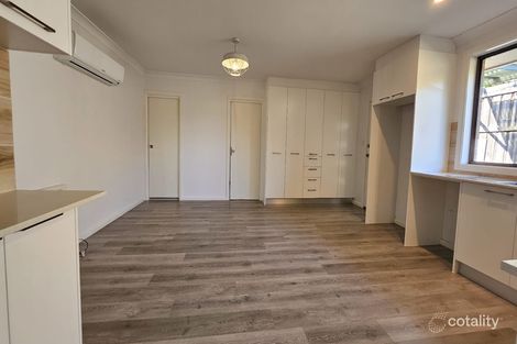 Property photo of 123 Middleton Drive Middleton Grange NSW 2171