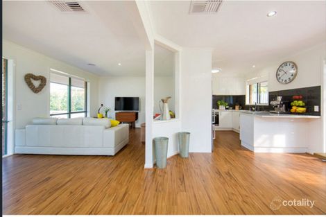 Property photo of 12 Pinnibar Court Thurgoona NSW 2640