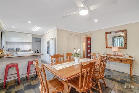 Property photo of 11 John Arthur Avenue Thornton NSW 2322