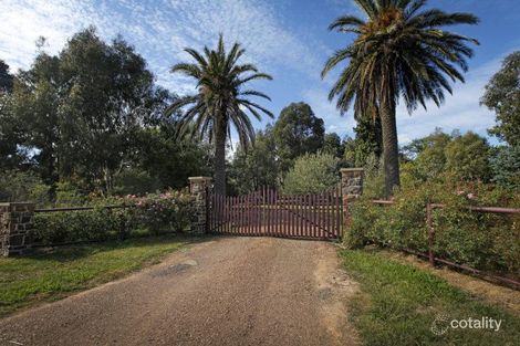 150 Graves Rd, Mansfield, VIC 3722
