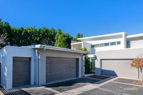 Property photo of 3/LOT 3 Springfield Drive Hope Island QLD 4212