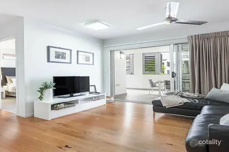 Property photo of 11/2 Barramul Street Bulimba QLD 4171