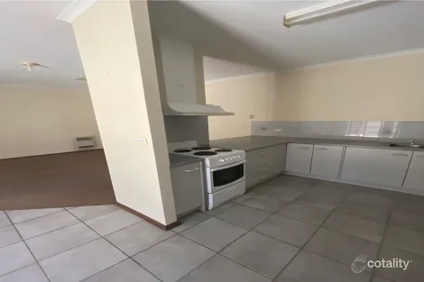 Property photo of 2/12 Kennebery Crescent Roxby Downs SA 5725