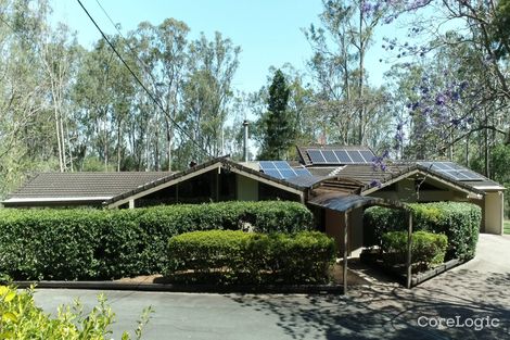 Property photo of 28 Greentrees Avenue Kenmore Hills QLD 4069