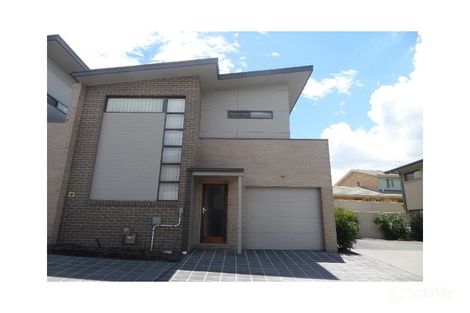 Property photo of 3/19-21 Henderson Road Queanbeyan NSW 2620