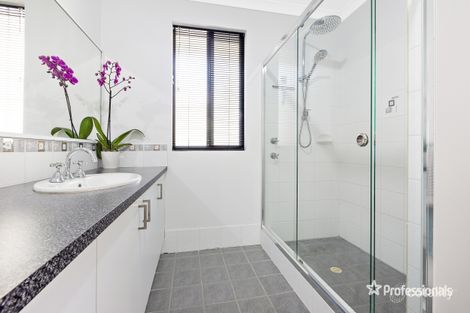 Property photo of 96 Edgecombe Pass Aveley WA 6069