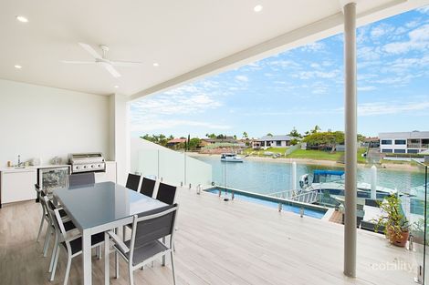 5b Rudder Ct, Mermaid Waters, QLD 4218