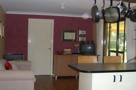 Property photo of 4 Wise Close Dubbo NSW 2830